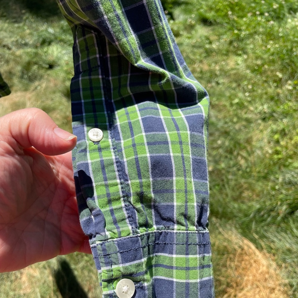 Hollister Mens plaid button down shirt - Picture 9 of 9